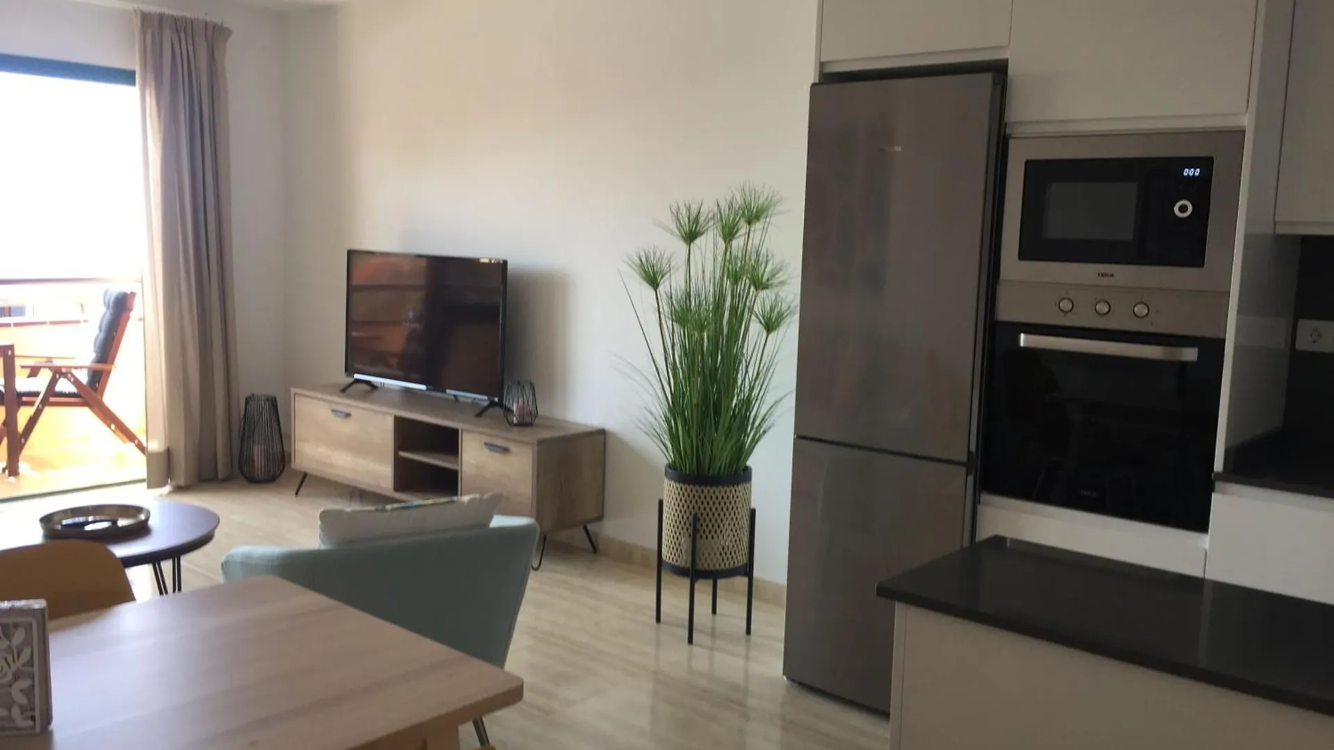 Strandnahe Ferienwohnung In Morro Jable Mit Garten モロ・デル・ハブレ